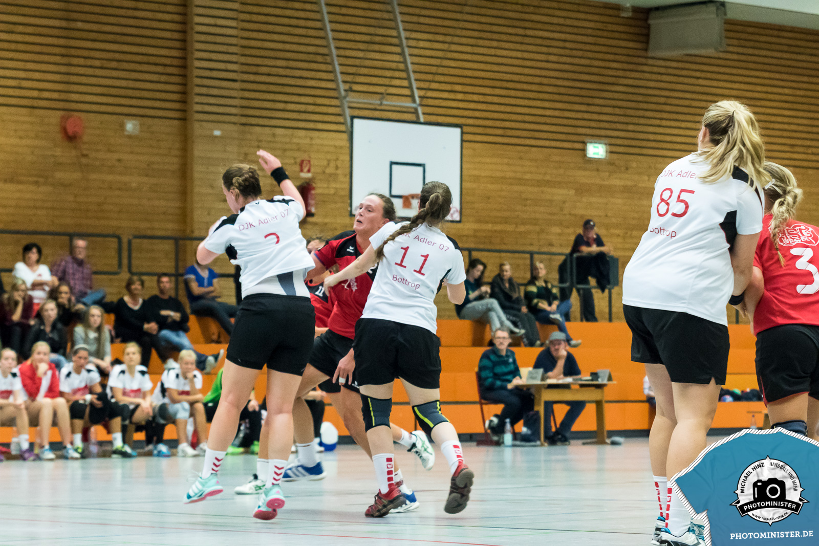 HSG Wesel - DJK Adler 07 Bottrop 22:14 (11:9) / Landesliga / HVN